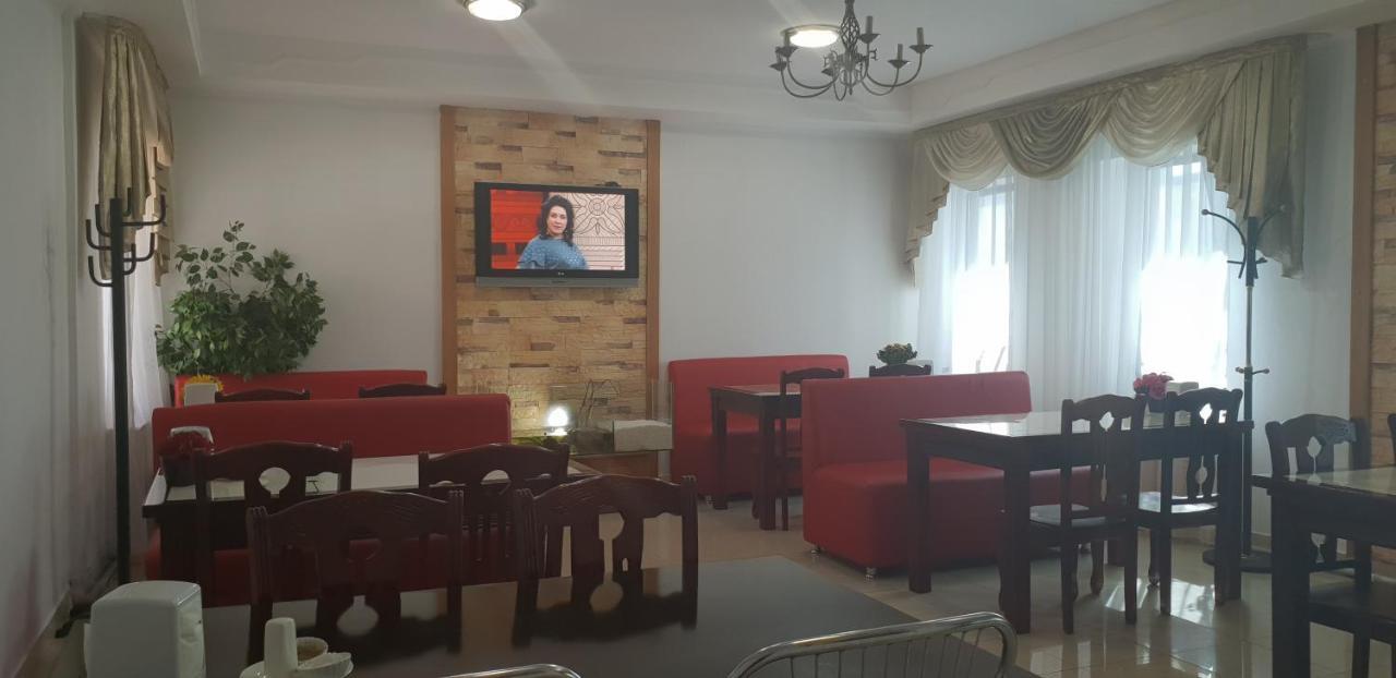 Altyn-Adam Hotel Astana Luaran gambar
